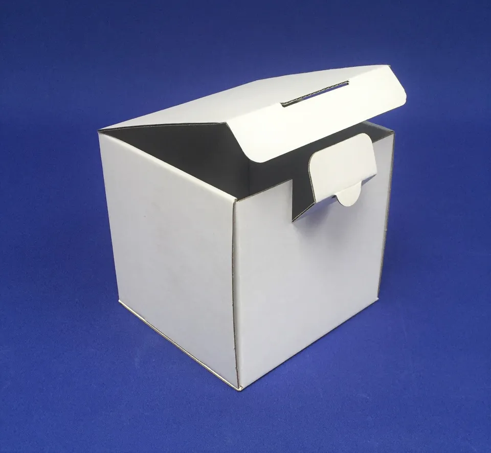 gruber-w-rfel-14er-karton-wei-140x140x140-geschenkbox image 1
