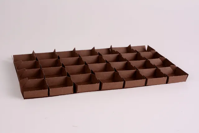 pawi-pralinenlinie-premium-multiflex-einlage-28er-braun image 1