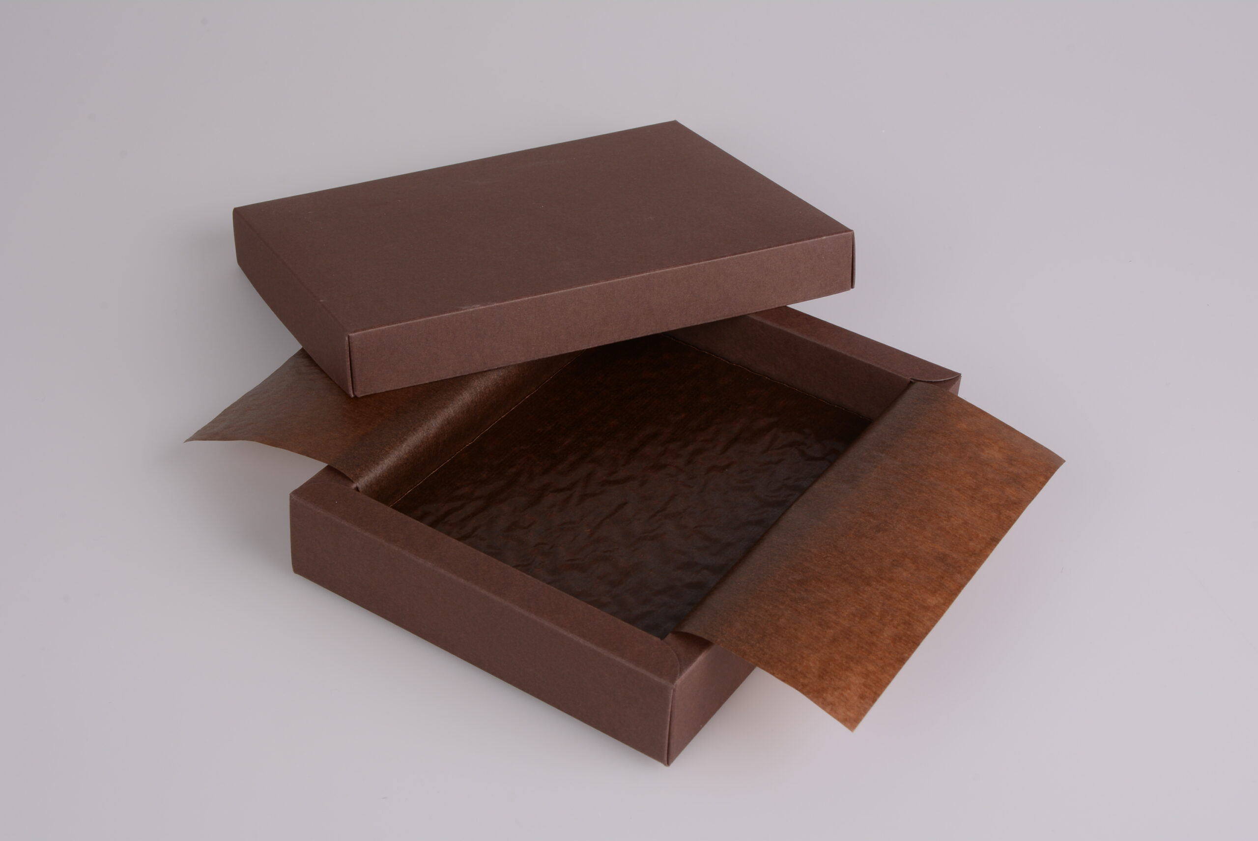 pawi-pralinen-premium-brown-12er-pralinenschachtel-leer image 1