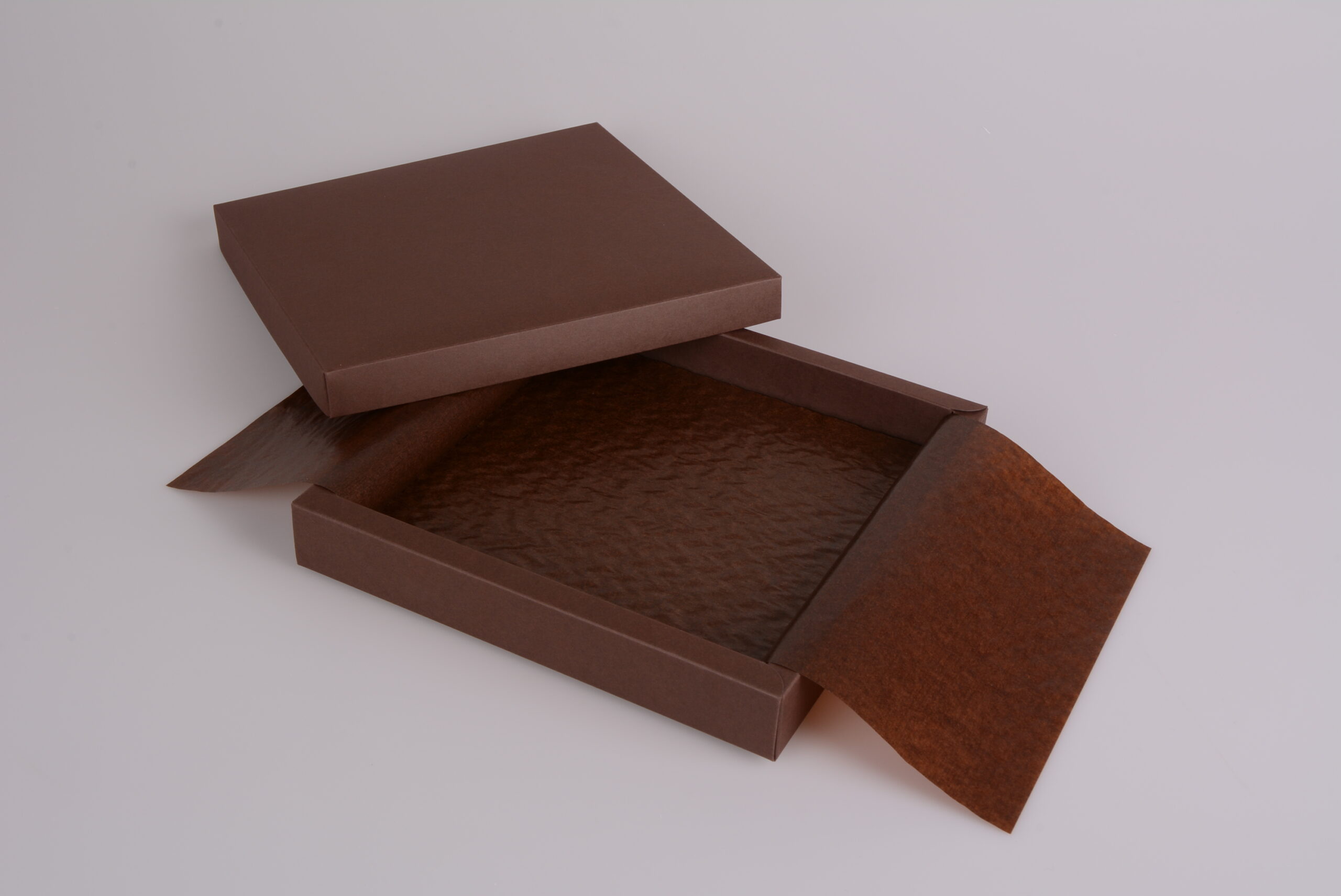 pawi-pralinen-premium-brown-schachtel-25er-pralinenbox image 1