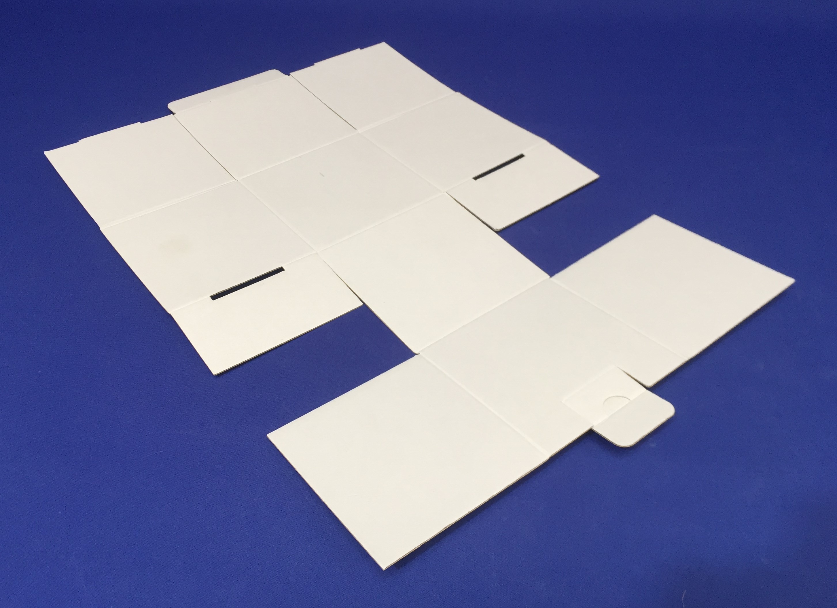 gruber-w-rfel-14er-karton-wei-140x140x140-geschenkbox image 2