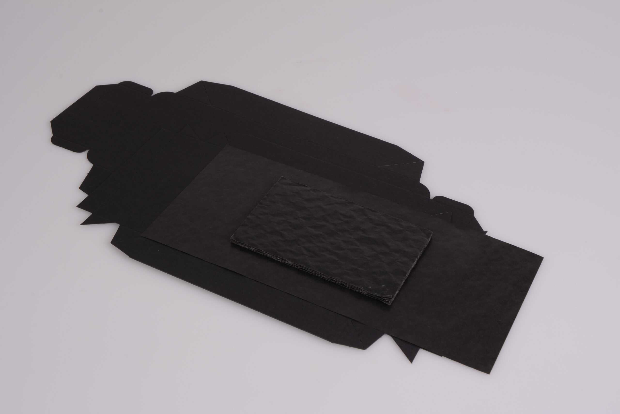 pawi-pralinenlinie-premium-pralinenschachtel-black-6er-schwarz image 2