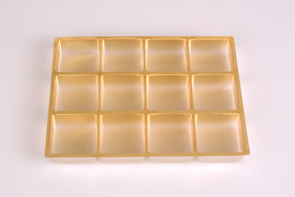 pawi-diverses-pet-einlagen-carr-gold-12er-tortenunterlage image 1
