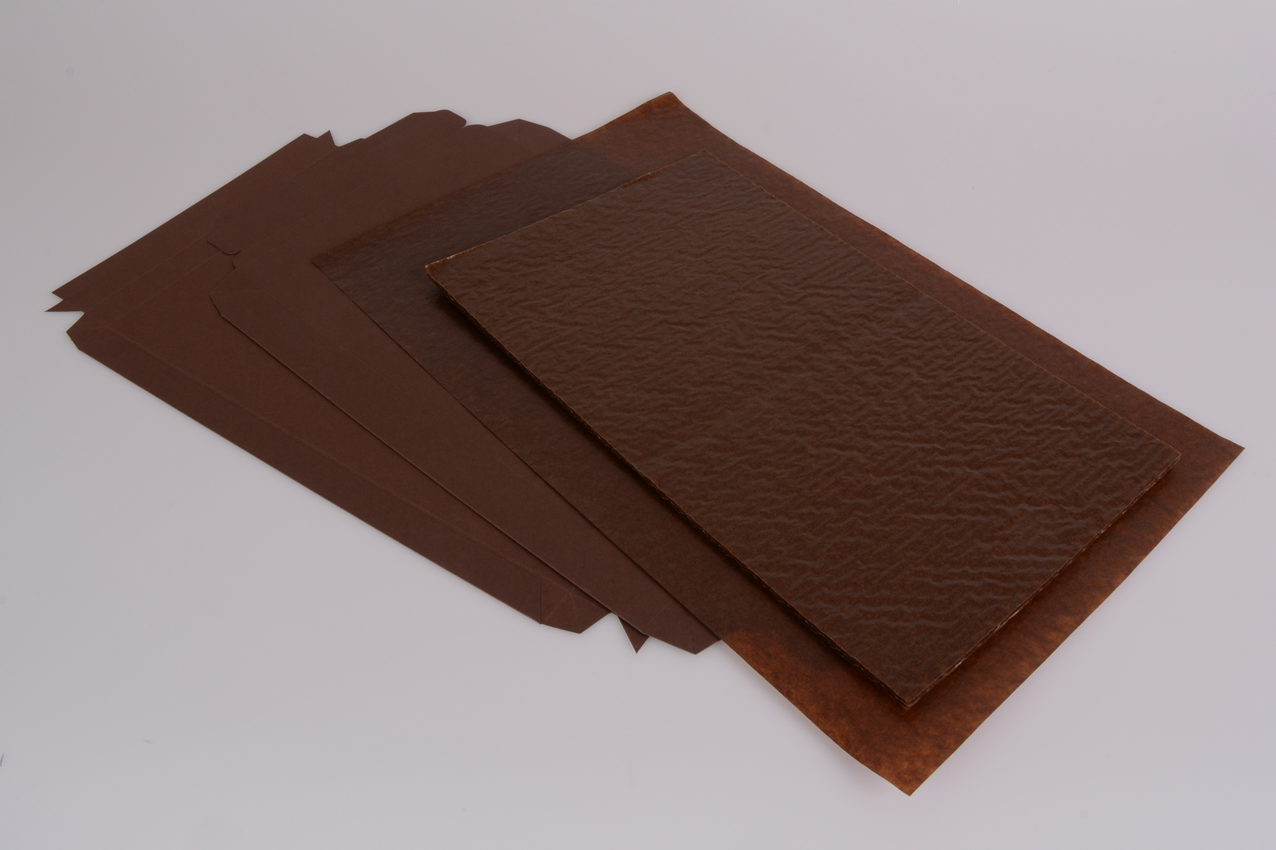pawi-pralinenlinie-premium-brown-60er-pralinenschachtel image 2