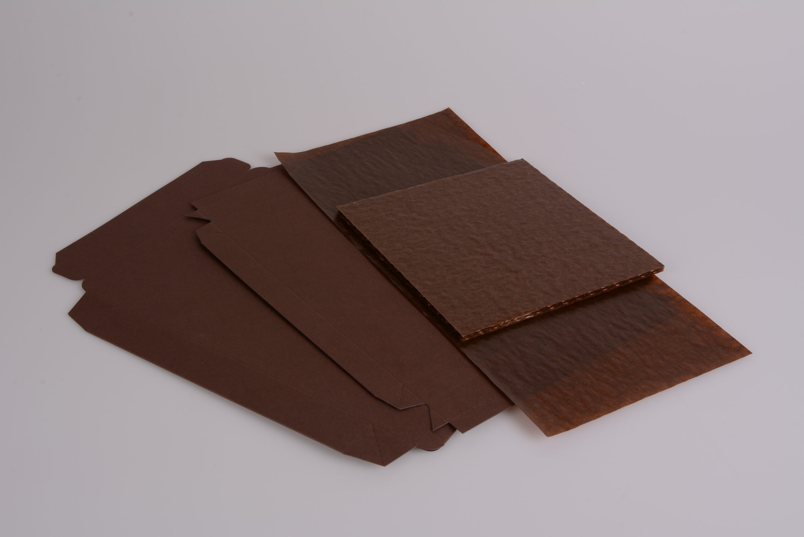 pawi-pralinen-premium-brown-schachtel-25er-pralinenbox image 2