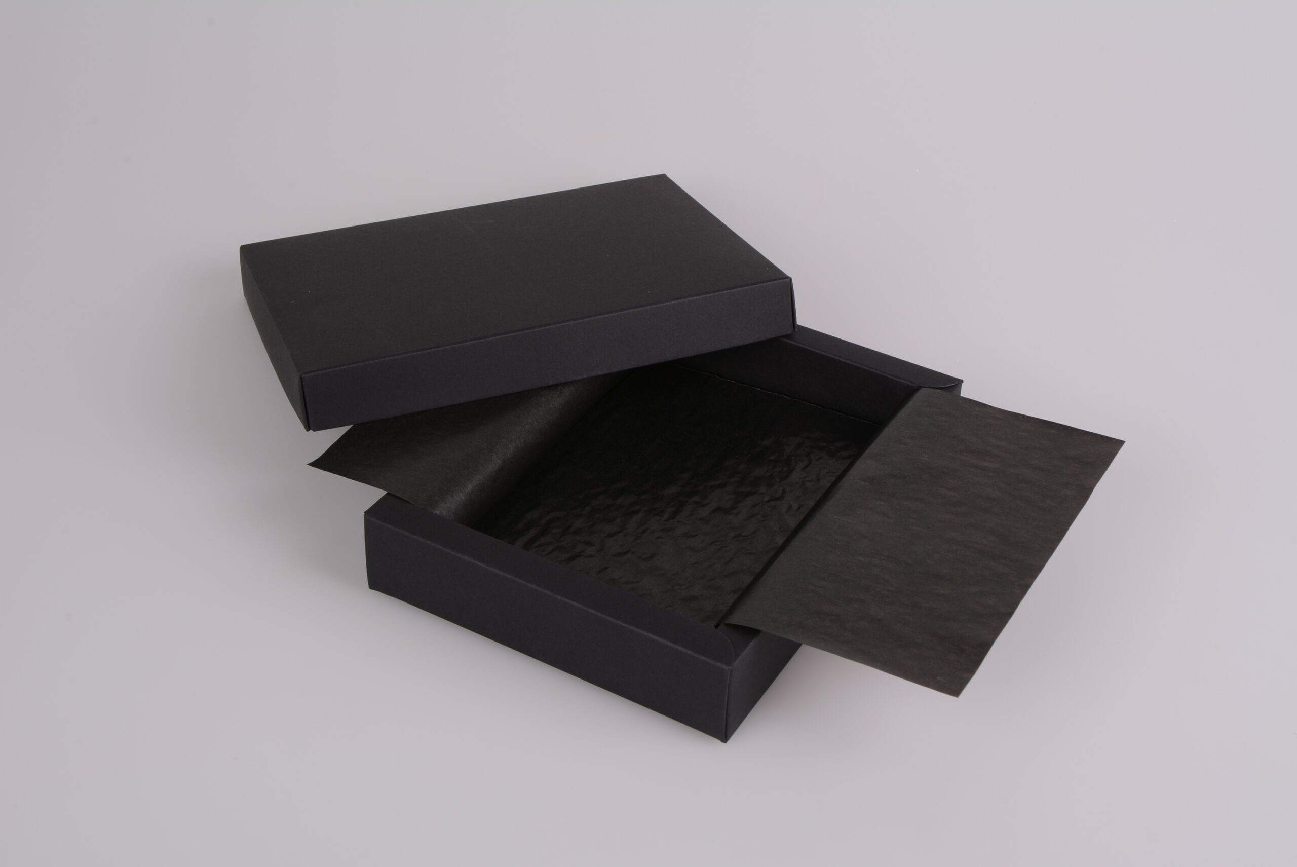pawi-pralinen-premium-black-12er-pralinenschachtel image 1