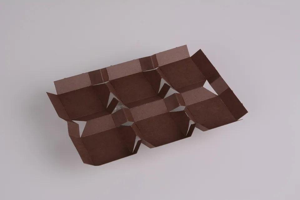 pawi-pralinenlinie-premium-multiflex-einlage-6er-pralineneinlage-braun image 1
