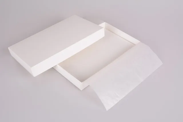 pawi-pralinenlinie-standard-pralinenschachtel-weiss-28er image 1
