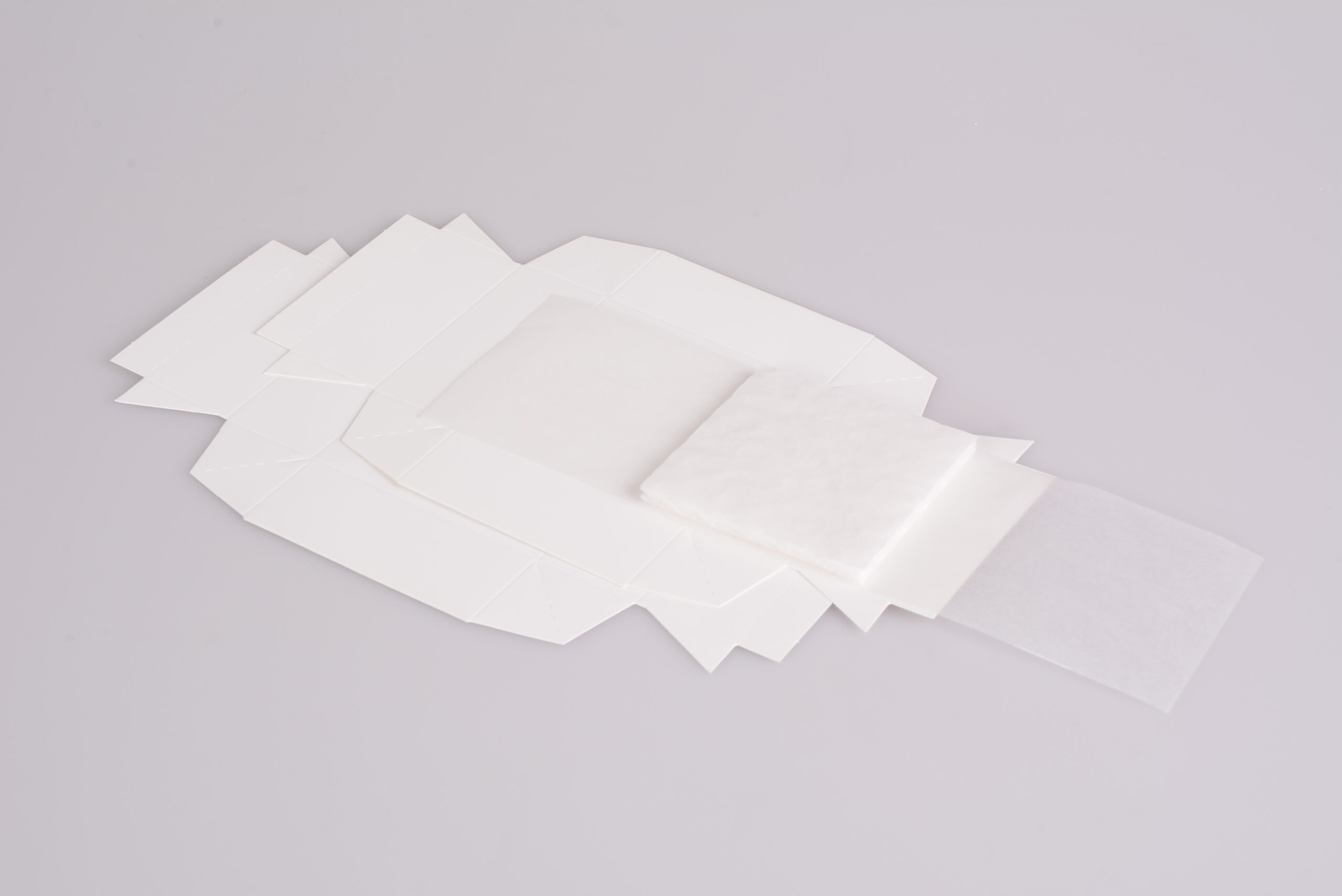 pawi-pralinen-standard-4er-pralinenschachtel-weiss image 2