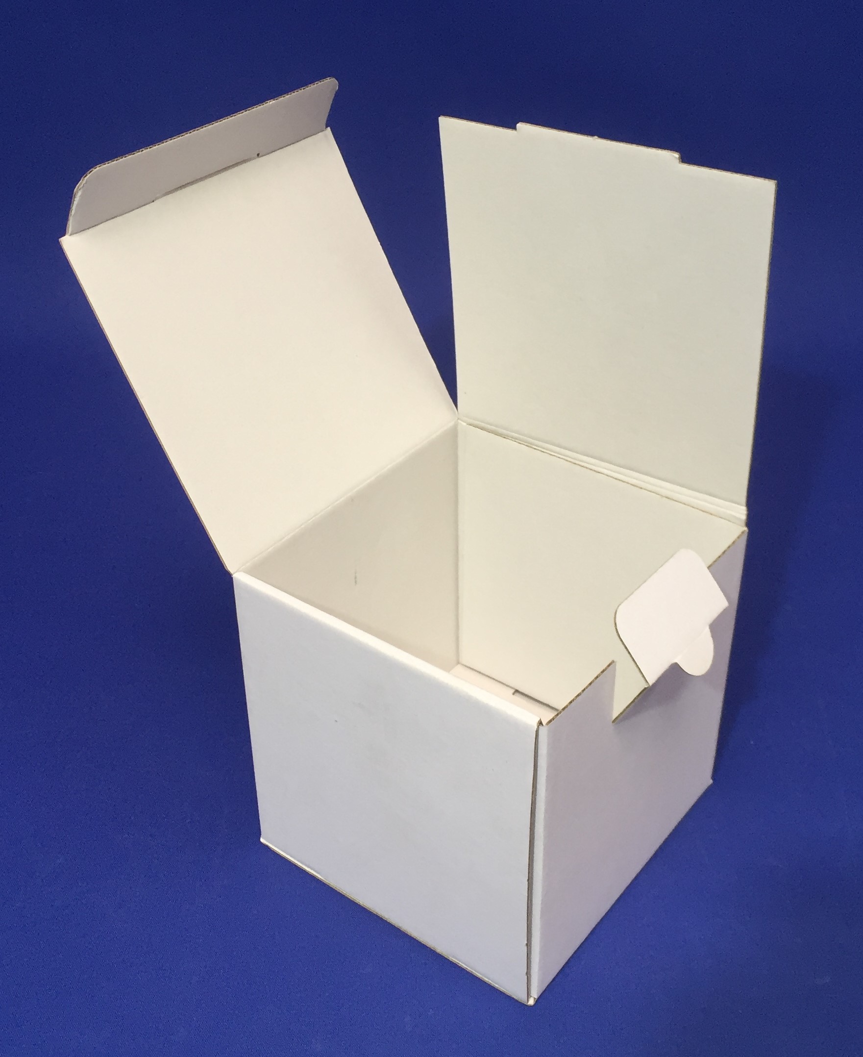 gruber-w-rfel-14er-karton-wei-140x140x140-geschenkbox image 3