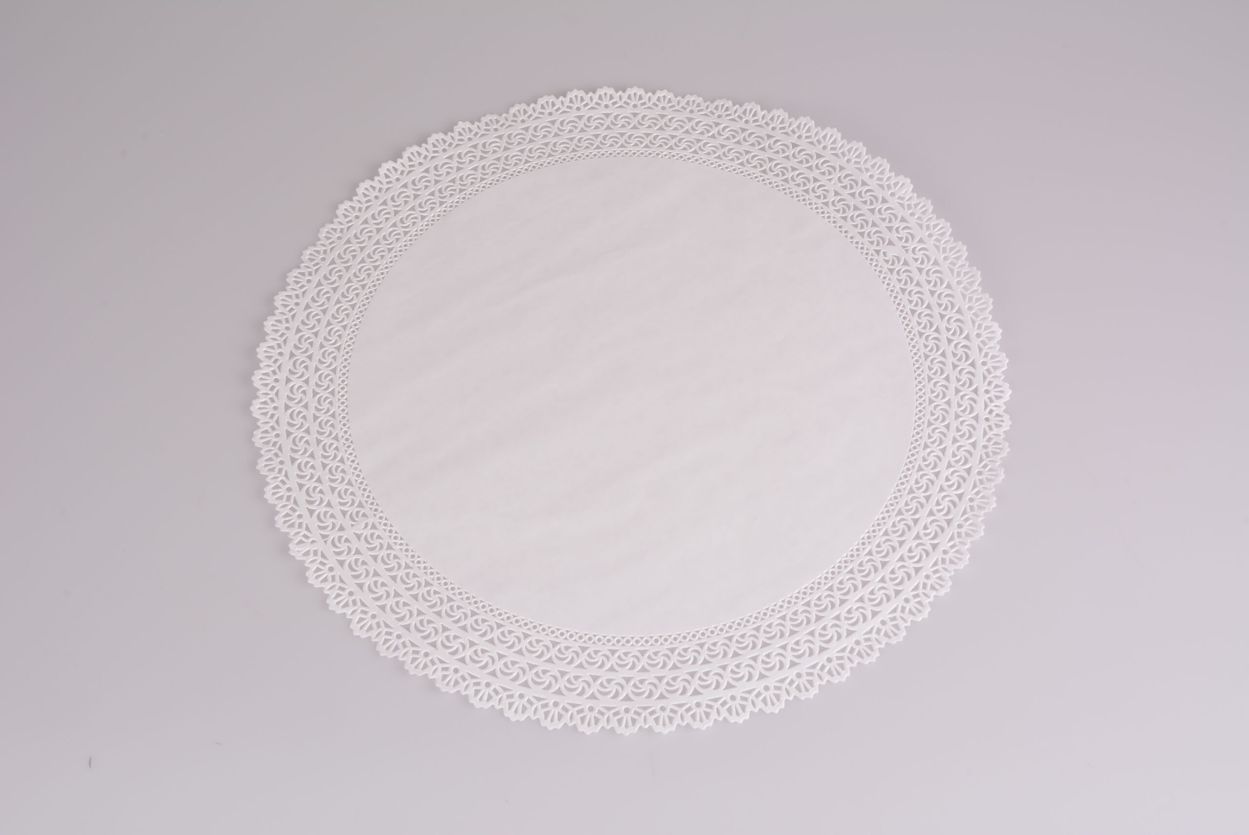pawi-spitzen-tortenspitzen-fiore-600-485mm-tortenpapier-rund image 1