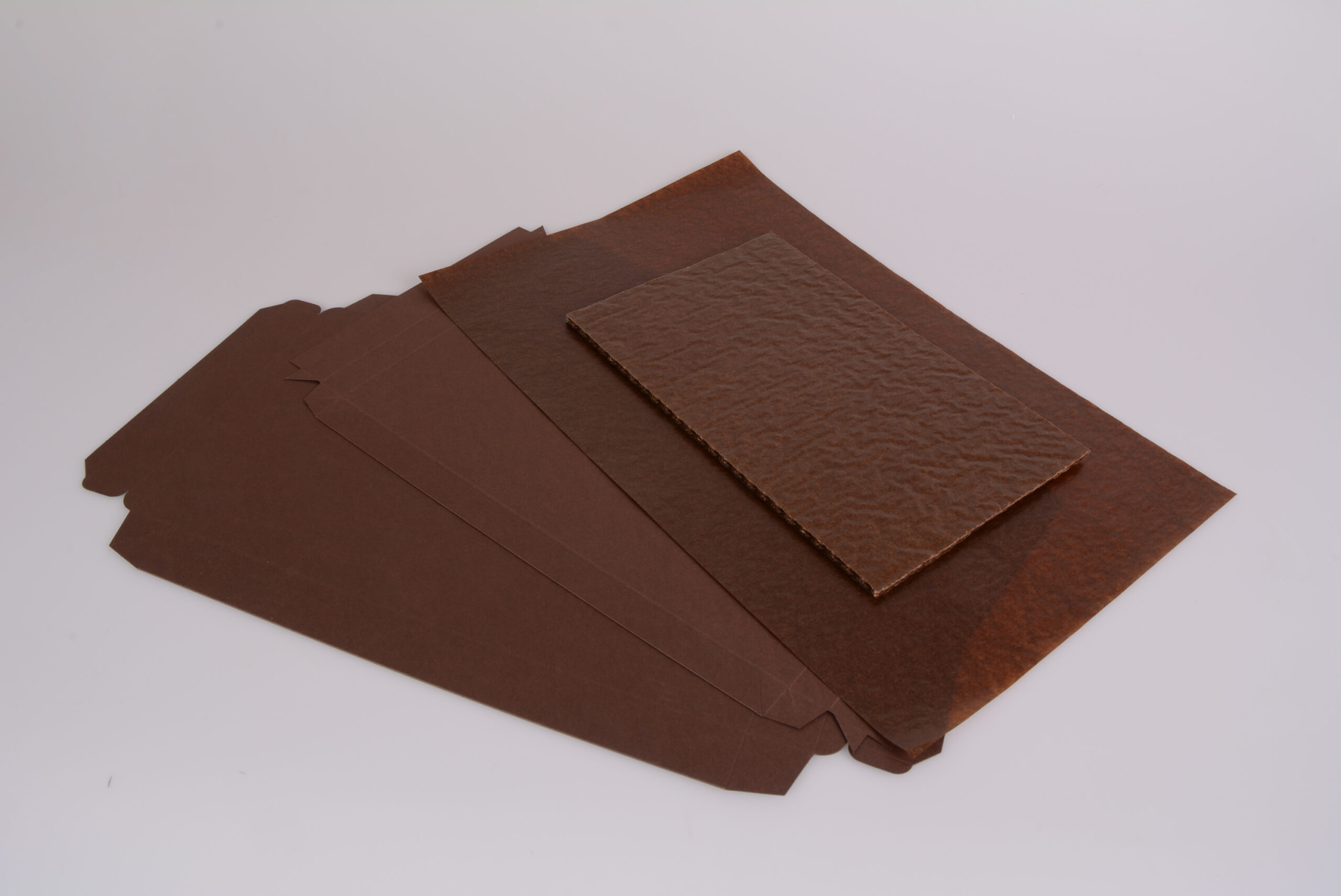 pawi-pralinenlinie-premium-pralinenschachtel-braun-40er image 2