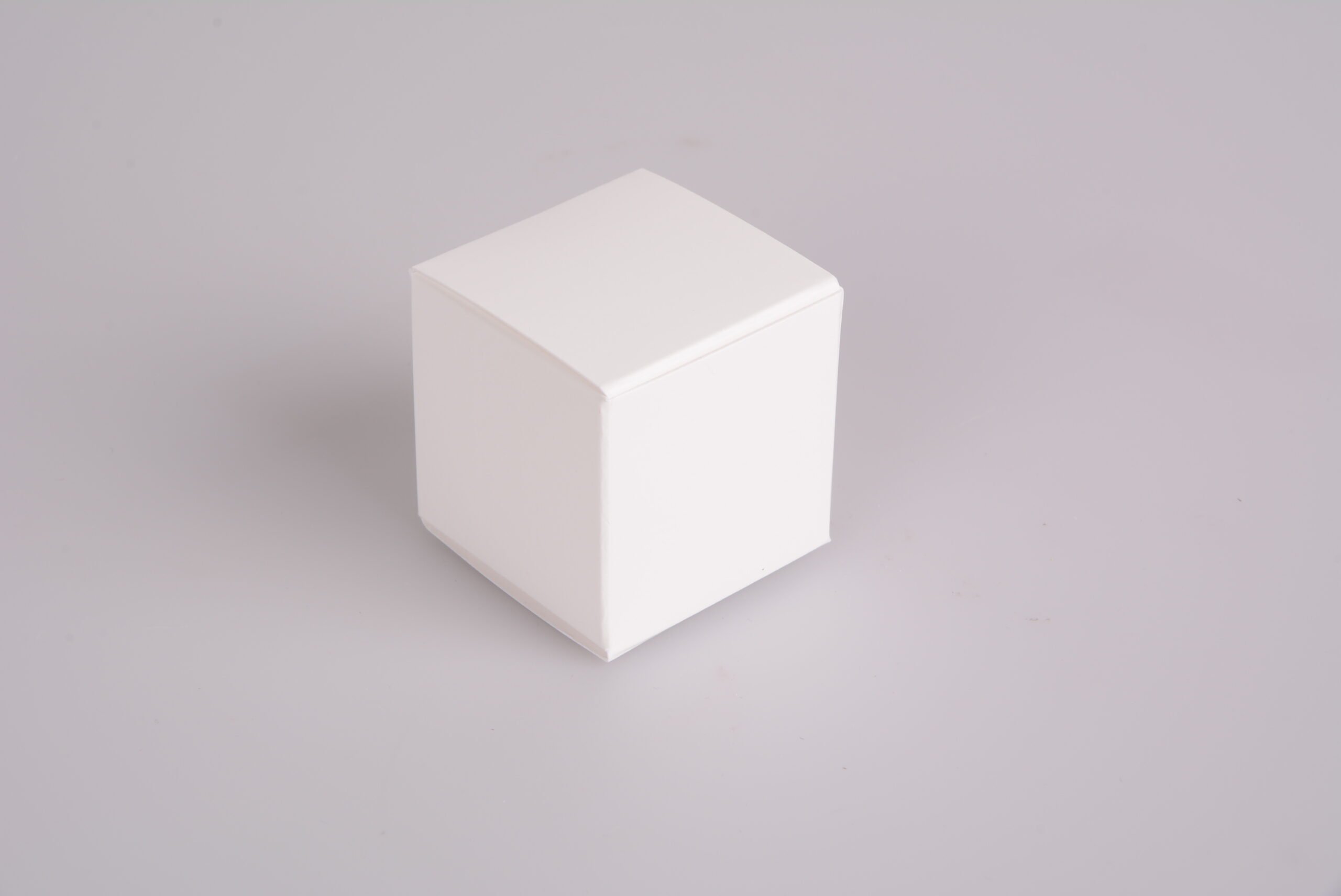 pawi-spezialit-tenverpackungen-w-rfel-weiss-34x34x34mm-box image 1