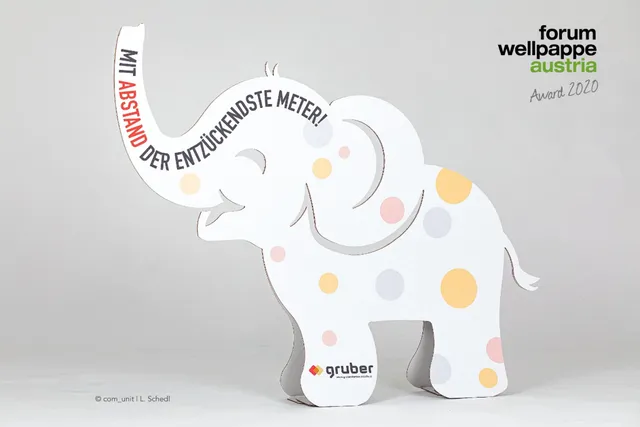 gruber-werbung-babyelefant-2020-21-kartonaufsteller-bedruckt image 1