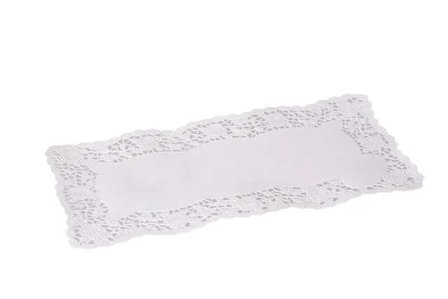 pawi-hero-cakesspitzen-300x150mm-tortendeckchen-papier image 1
