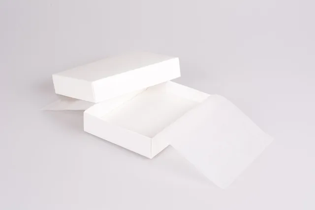 pawi-pralinenlinie-standard-pralinen-weiss-12er-schachtel image 1