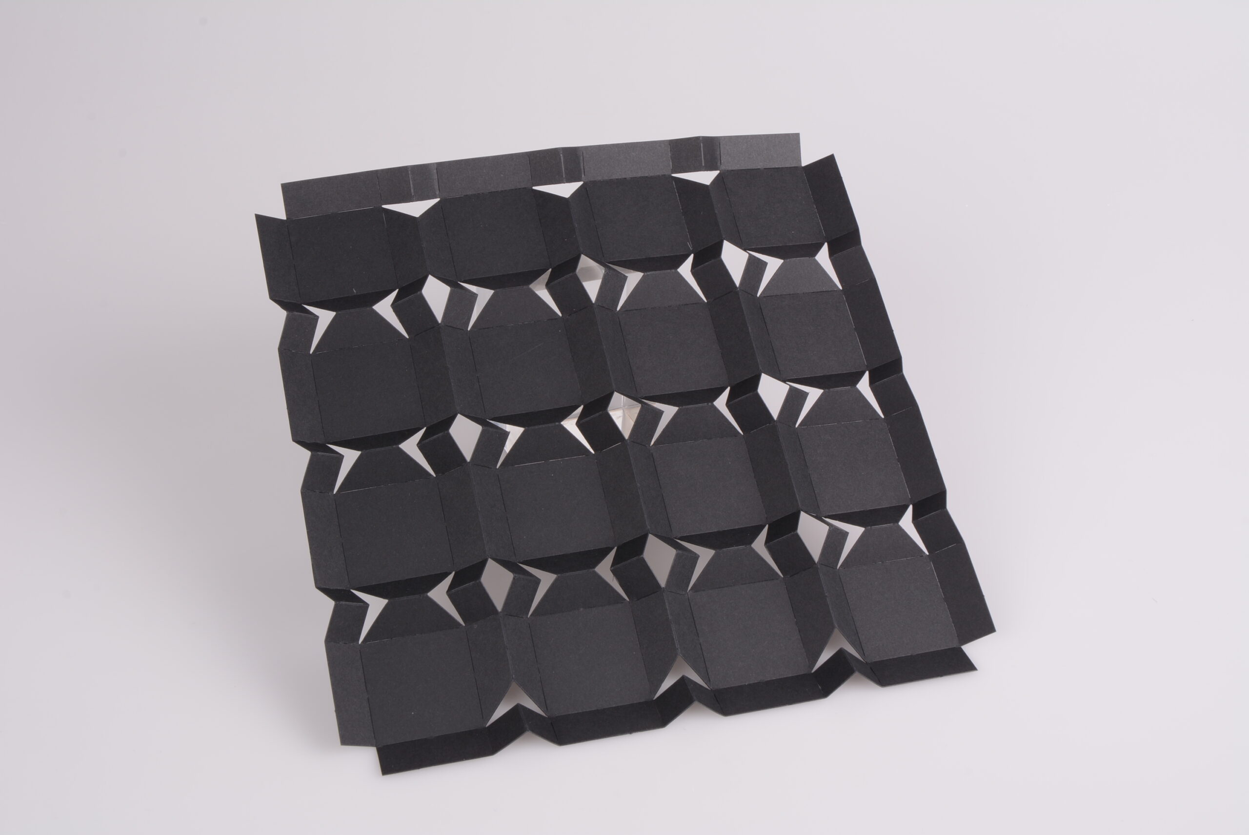 pawi-pralinenlinie-premium-multiflex-einlage-schwarz-16er image 1