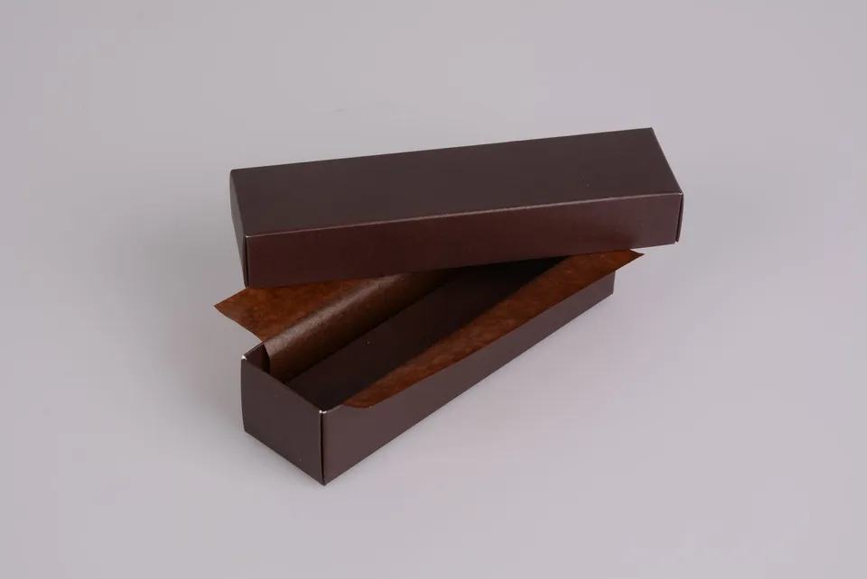 pawi-pralinenstangen-brown-4er-pralinenschachtel image 1