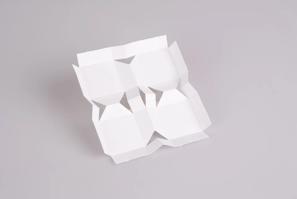 pawi-pralinenlinie-premium-multiflex-einlage-weiss-4er-pralineneinlage image 1