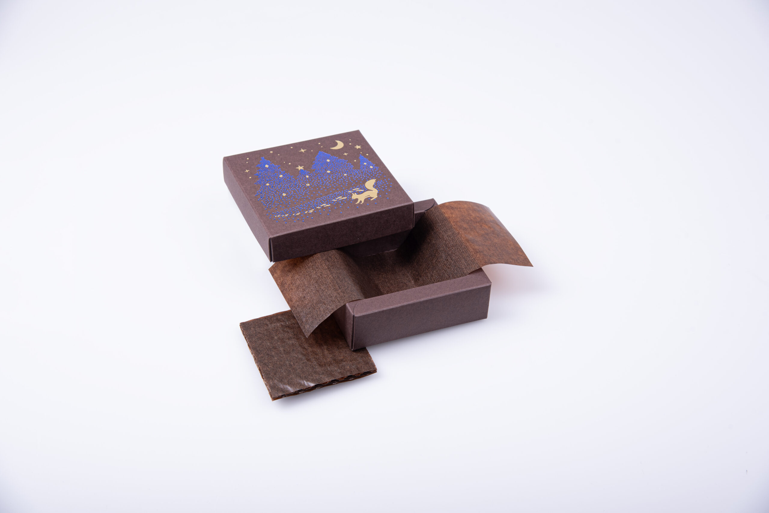 pawi-winterwald-pralinen-premium-4er-weihnachtsbox image 2